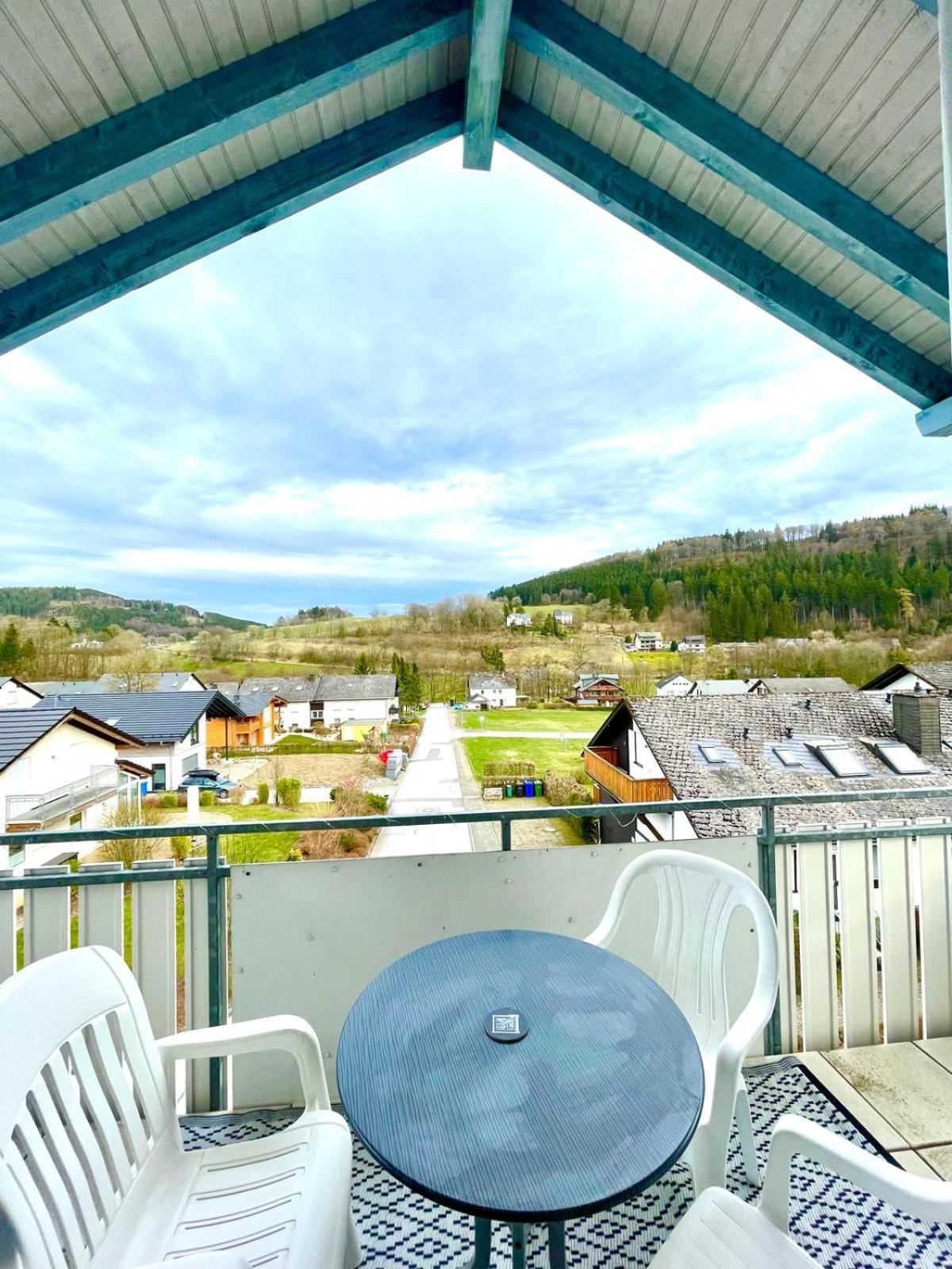 Gemuetliche Balkon-Oase Mit Blick Auf Skywalk Stryck Exterior foto